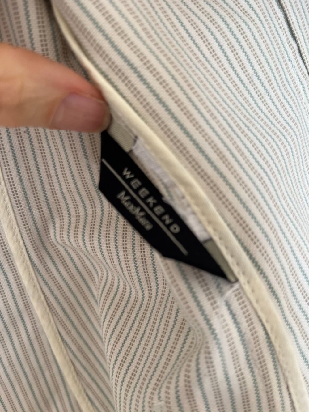 MaxMara Spring Beige Stripped Blazer - Picture 3 of 6